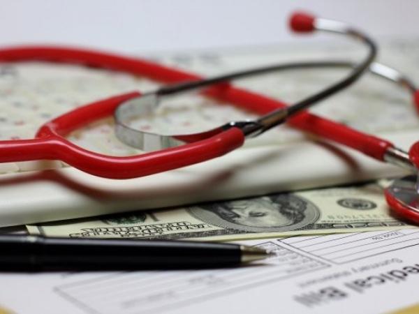 Vrácení daně z příjmu fyzických osob za lékařské služby: jak uplatnit slevu na dani